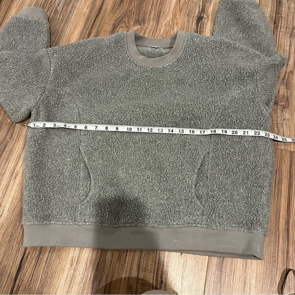 Madewell Polartec® Fleece Crewneck Sweatshirt - Picture 7 of 10